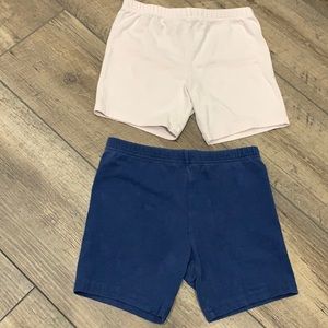 2 pk. Carter’s shorts for under 👗 sz 8